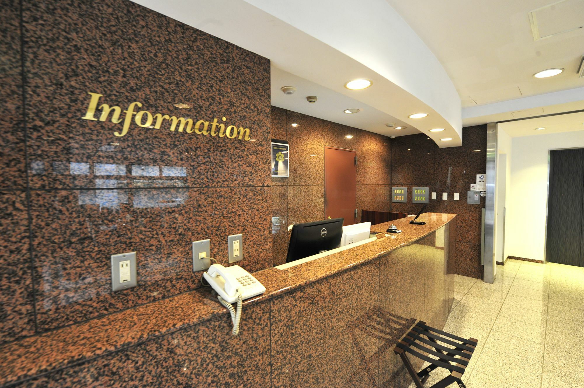 Hotel Toms Tokyo Eksteriør billede